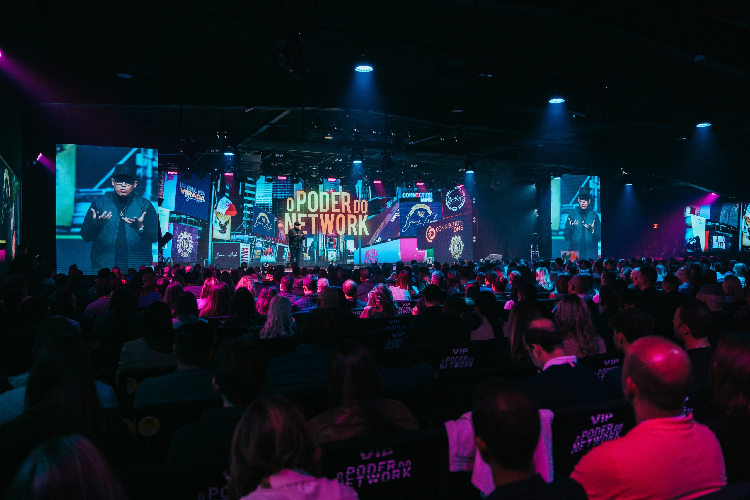 O Poder do Network conquista os EUA